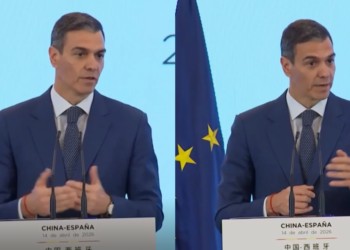 Sanchez on the defensive as Spain to regularise up to 500,000 migrants